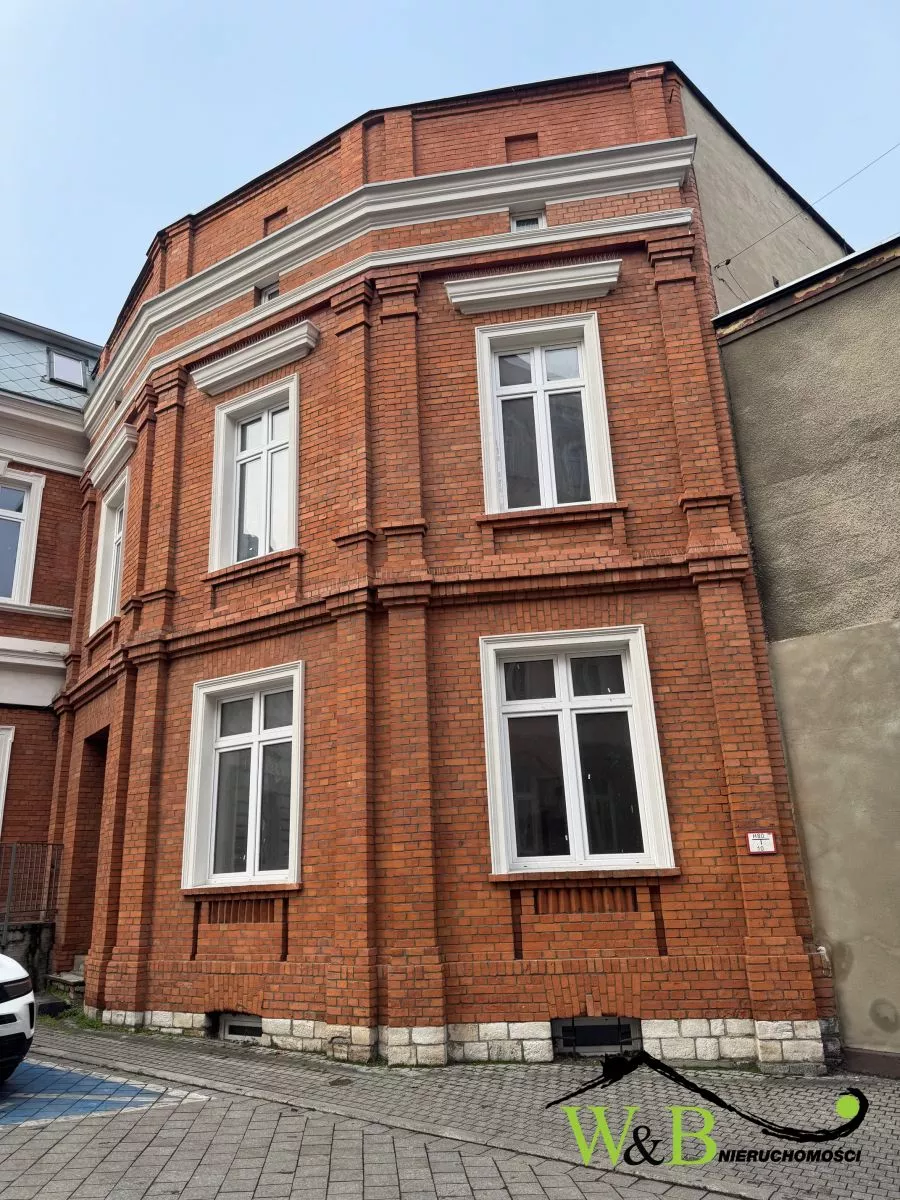 Tarnowskie Góry Kamienica w centrum miasta sprzedaż 186m2